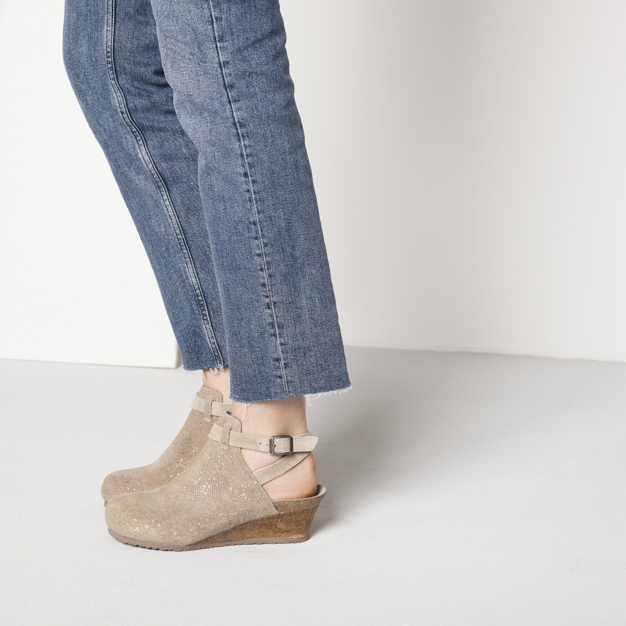 Birkenstock esra online wedge leather clog