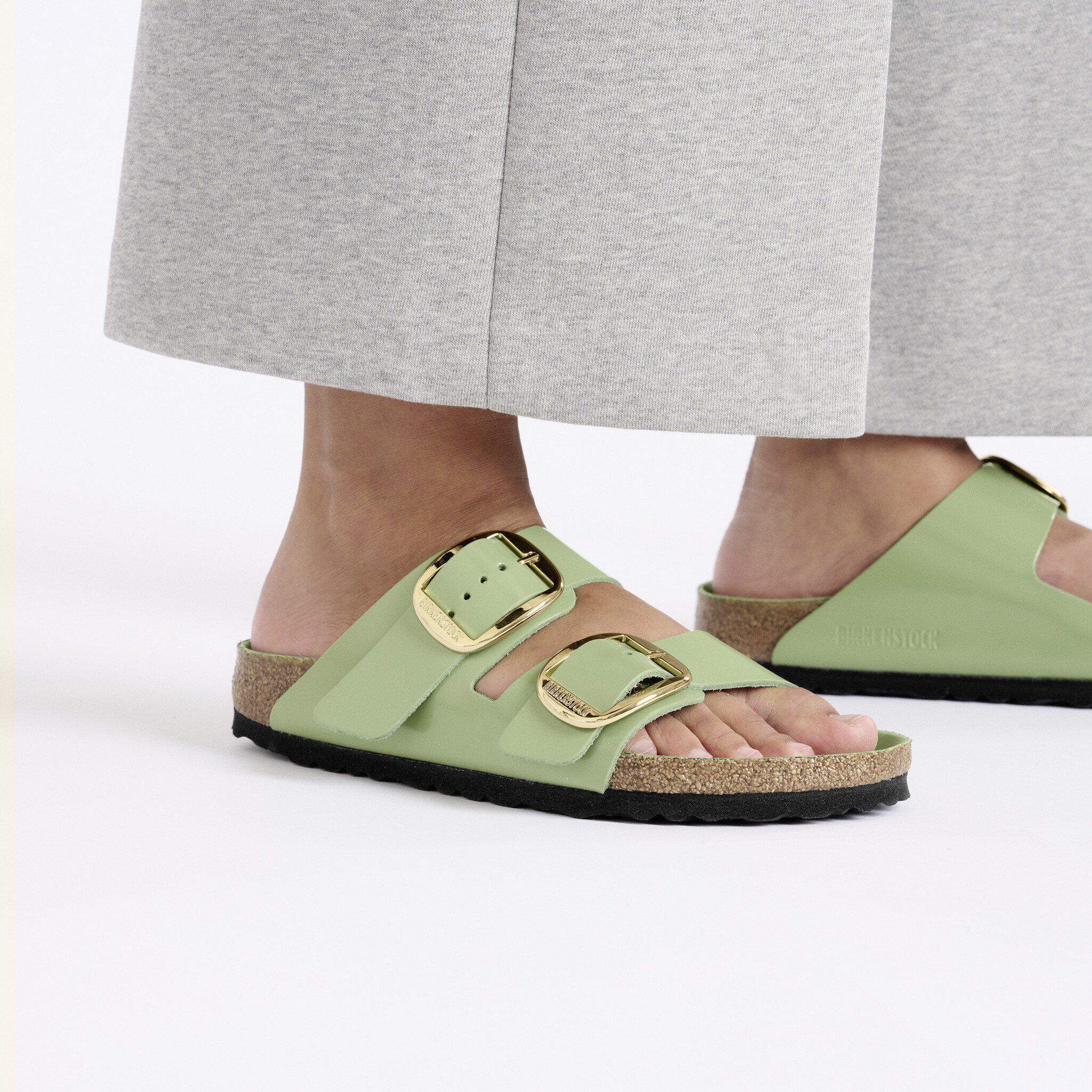 Birkenstock arizona green leather 2025