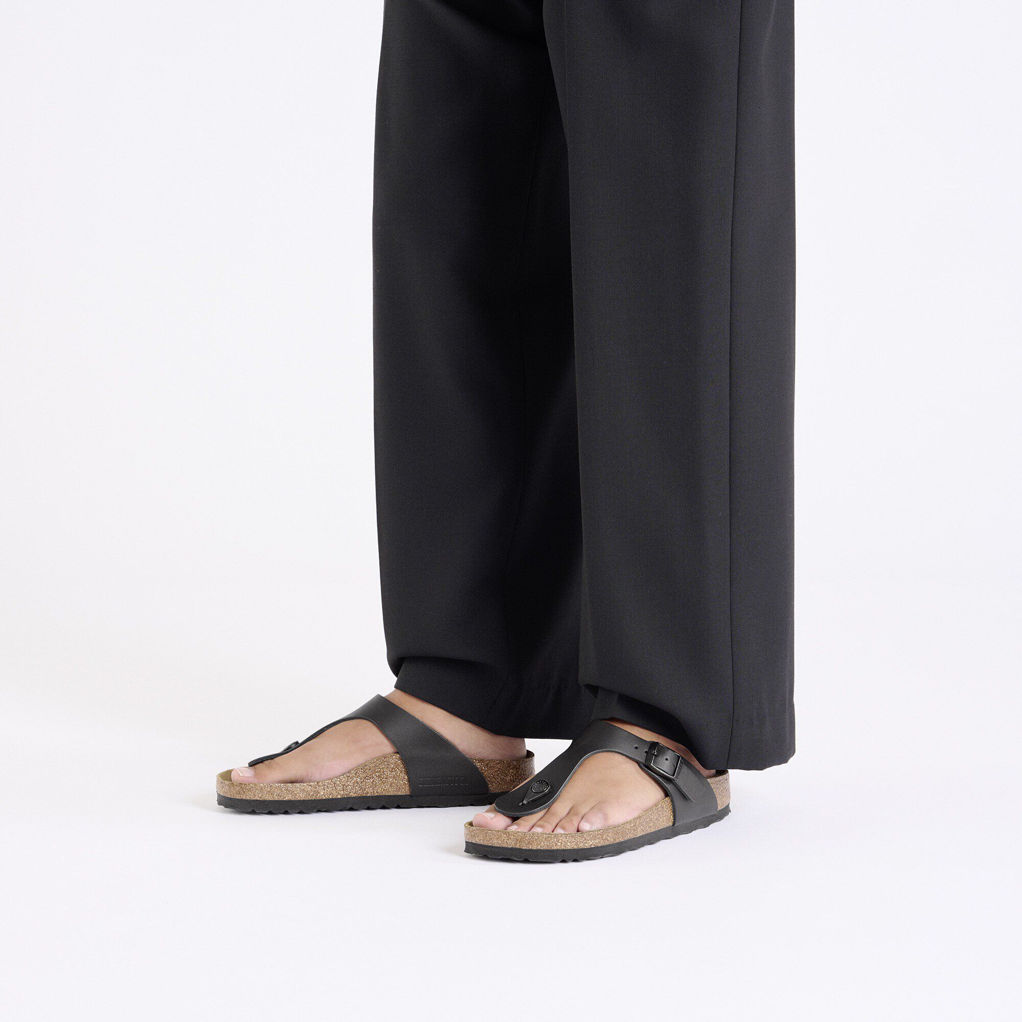 【BIRKENSTOCK】ビルケンシュトック ギゼ オールブラック レザー BIRKENSTOCK ビルケンシュトック GIZEH BIG BUCKLE ギゼー