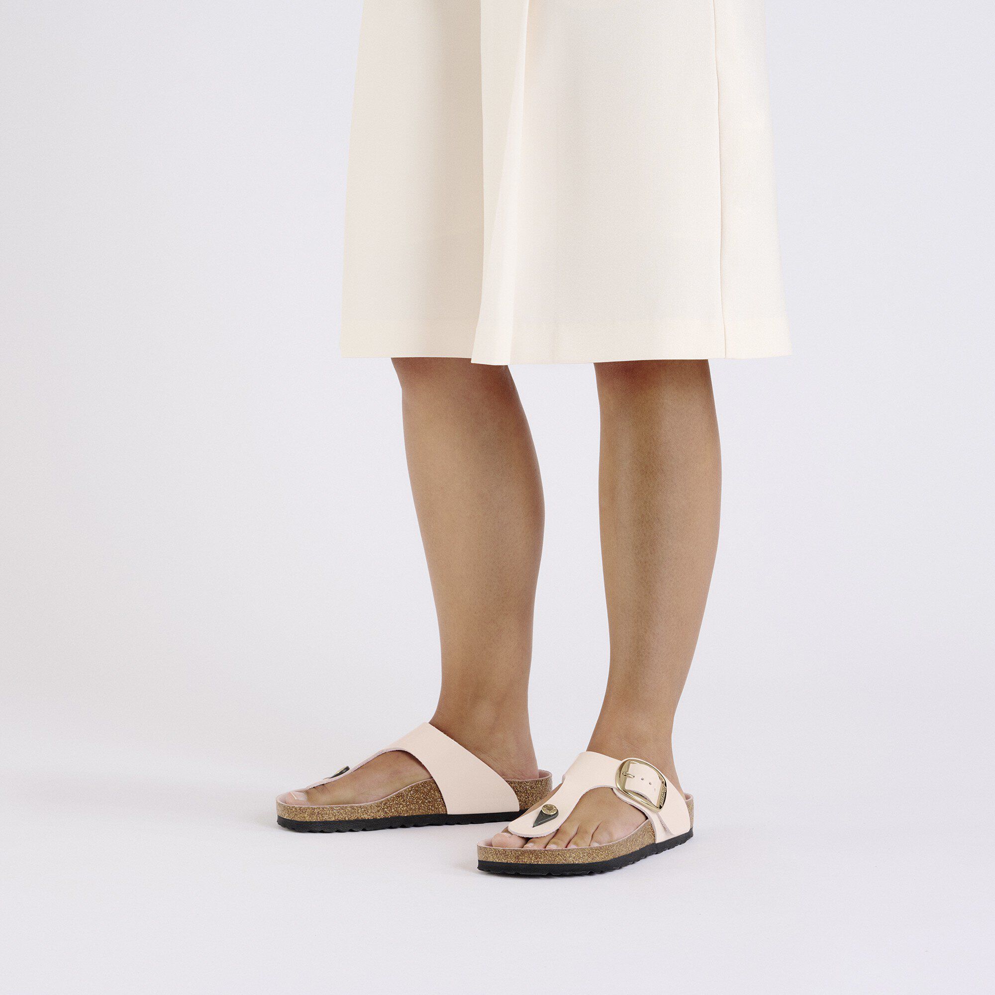 BIRKENSTOCK 1029392LIGHTROSE 関税送料込 Gizeh Big Buckle skóra naturalna lakierowana High-Shine