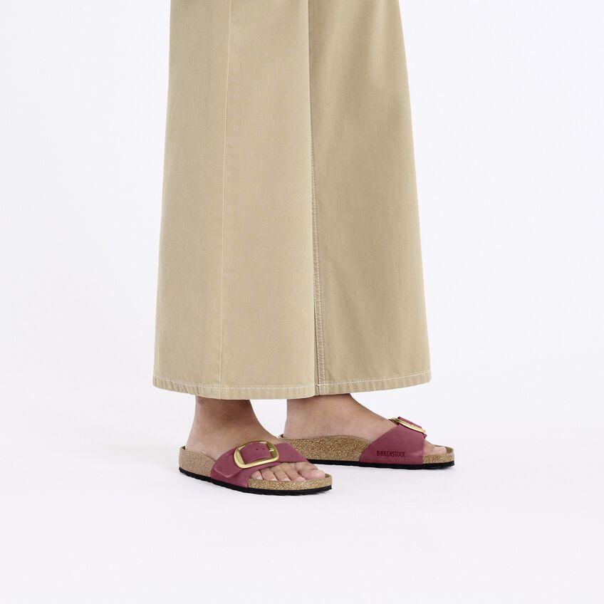 Madrid Big Buckle Nubuk Leather