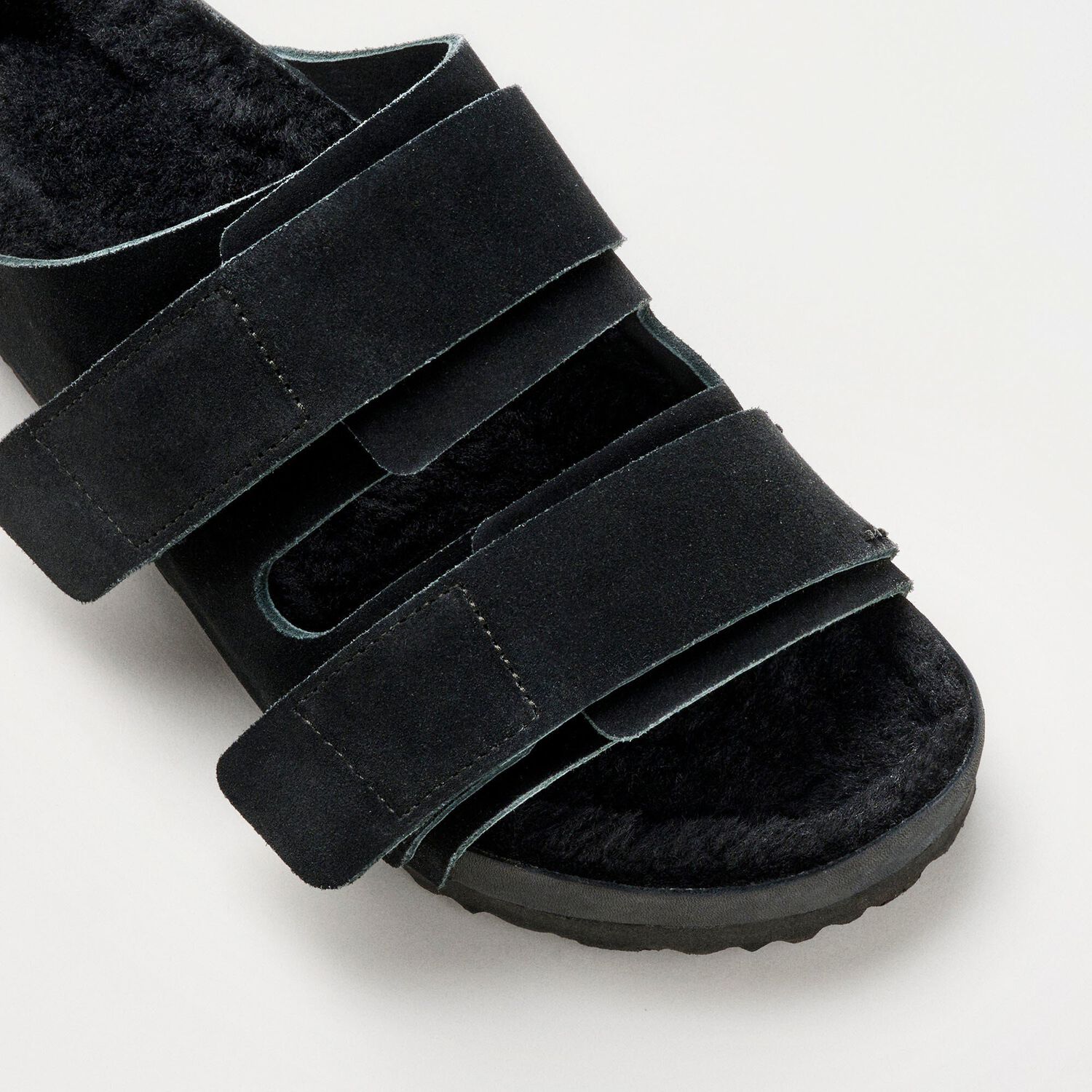 Uji Suede Tekla