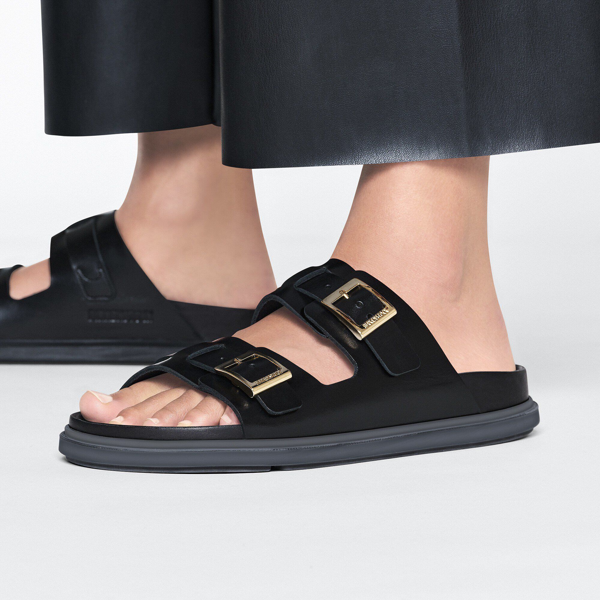 St Barths Natural Leather Black | BIRKENSTOCK