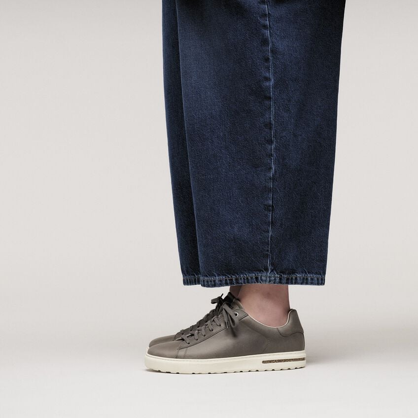 Bend Low Natural Leather