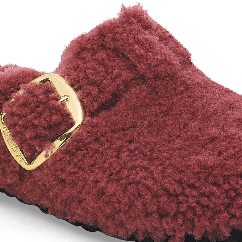 Boston Big Buckle Fur