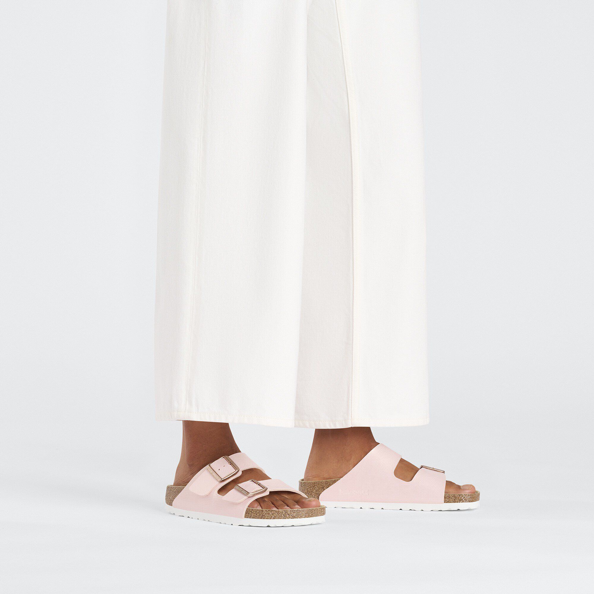 Arizona BS Birko Flor Embossed Shiny Lizard Light Rose BIRKENSTOCK