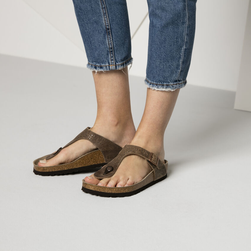 Gizeh Oiled Leather Tobacco Brown Birkenstock