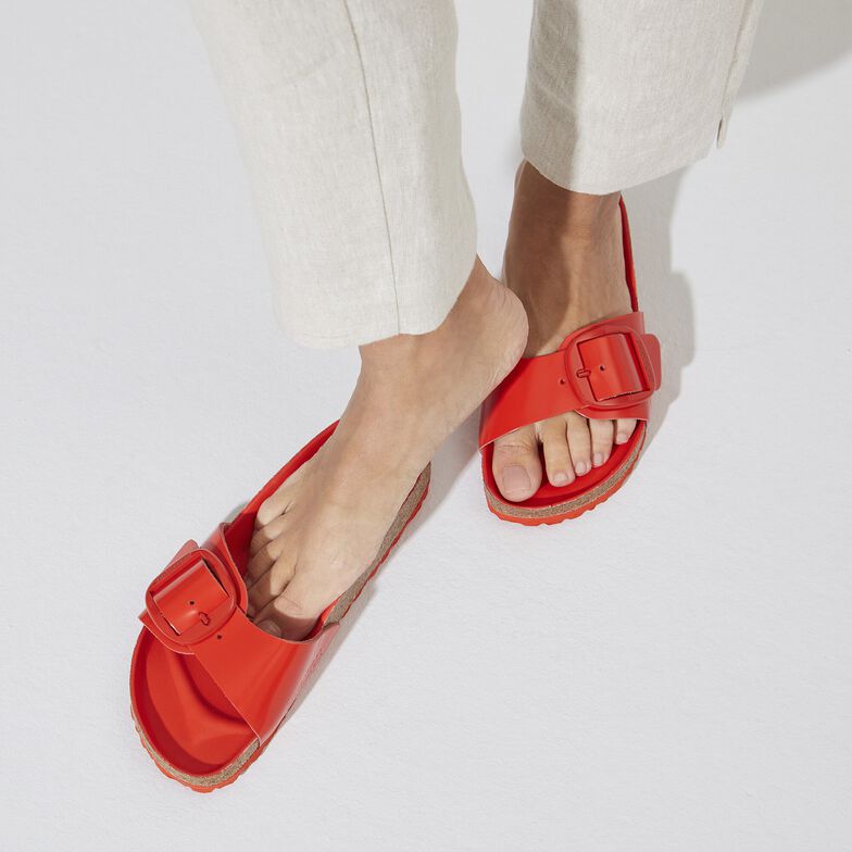 Madrid Big Buckle Natural Leather Patent Madrid Big Buckle Natural Leather Patent