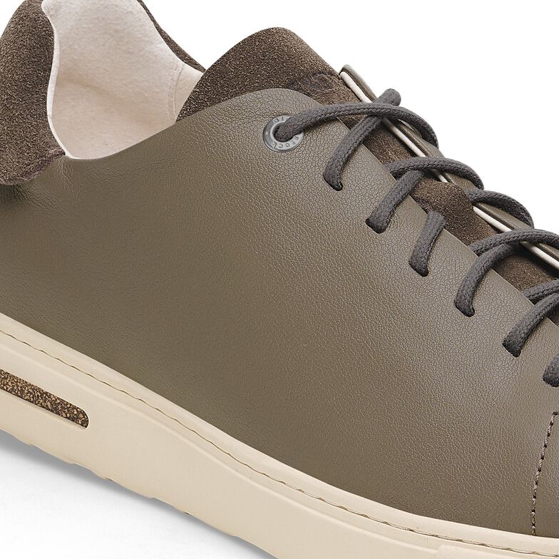 Bend Low Decon Mixed Leather