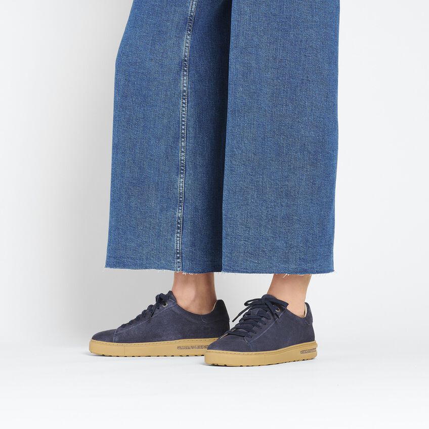 Bend Low Suede Leather