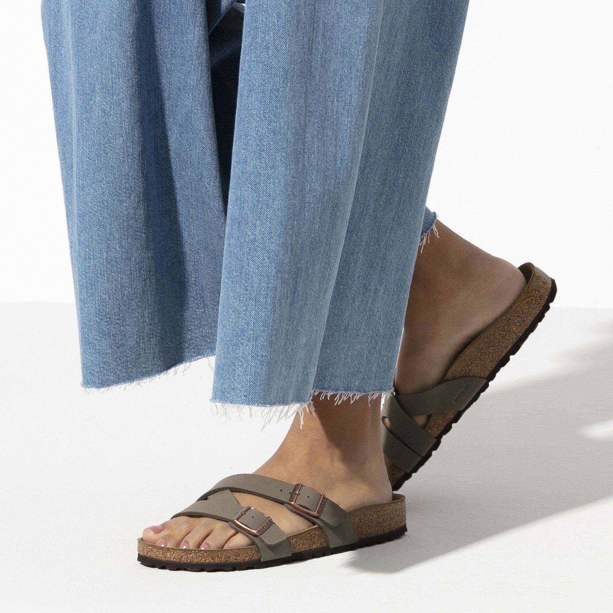 Birkenstock yara stone hotsell
