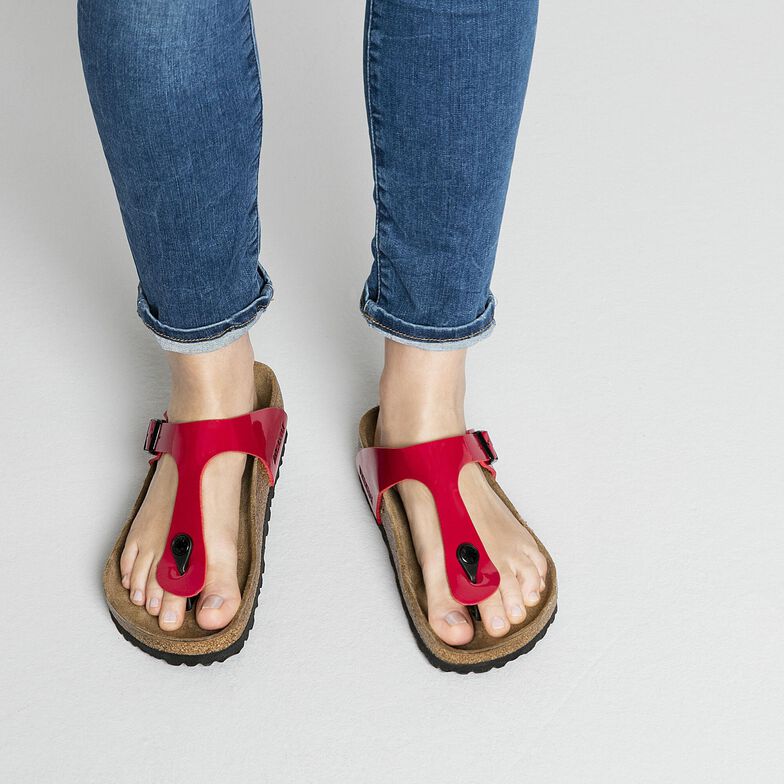 birkenstock red patent gizeh