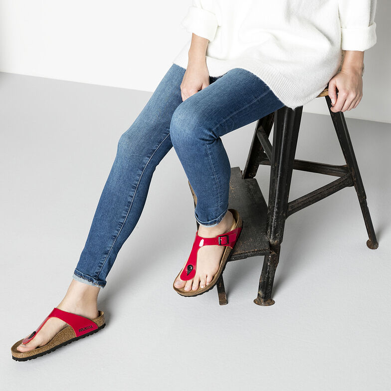 birkenstock red patent gizeh