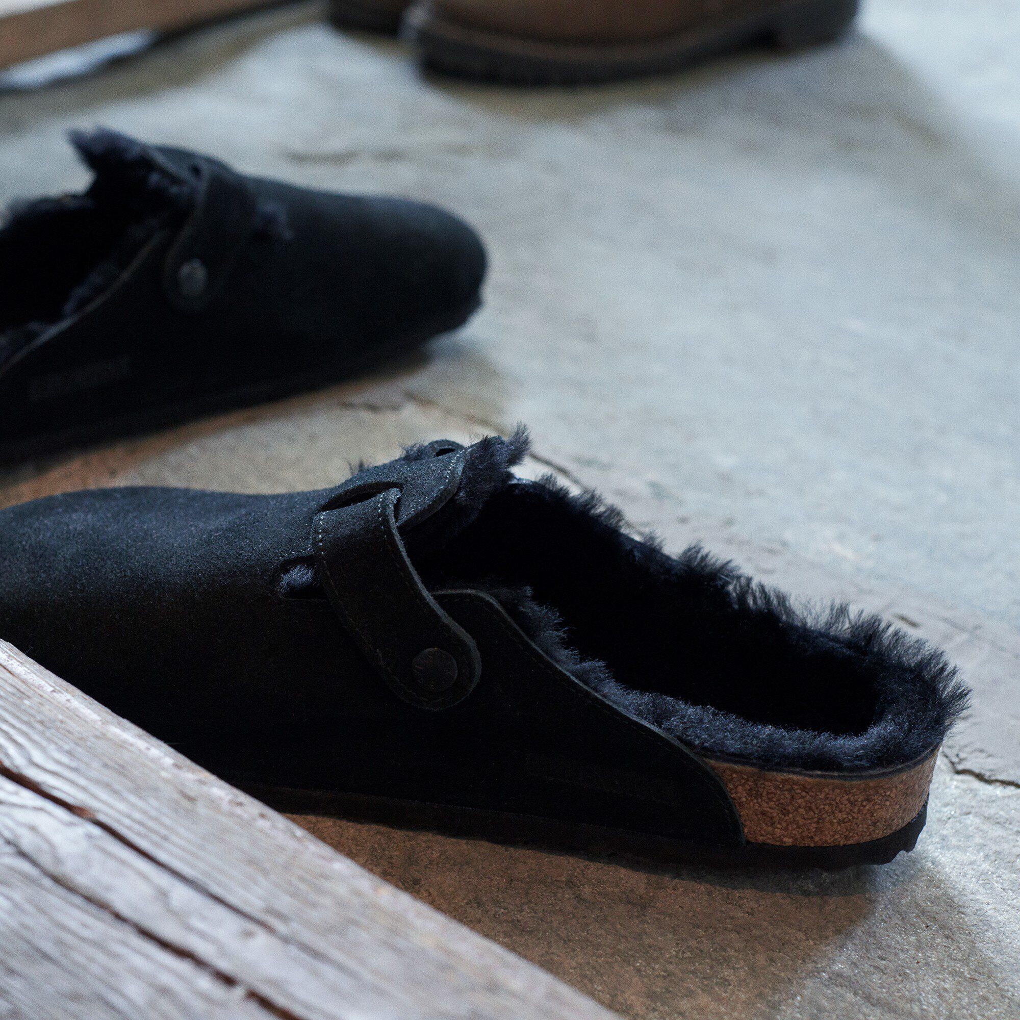 birkenstock boston fur black