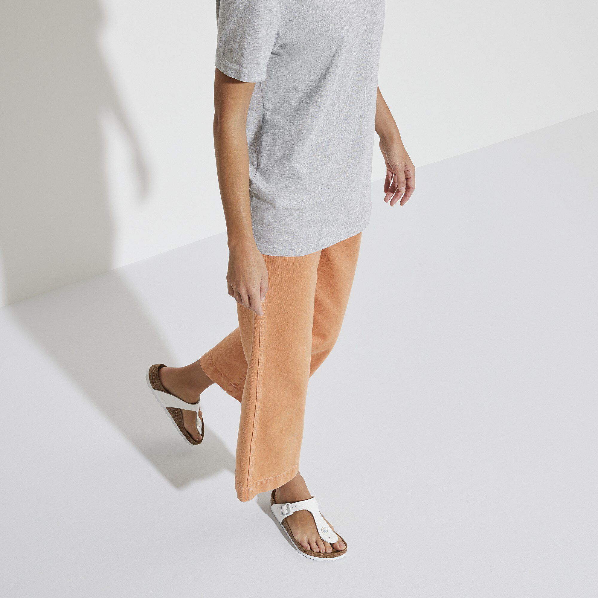 在庫処分 激安 Gizeh BIRKENSTOCK | ホワイト スムースレザー ギゼ / 靴