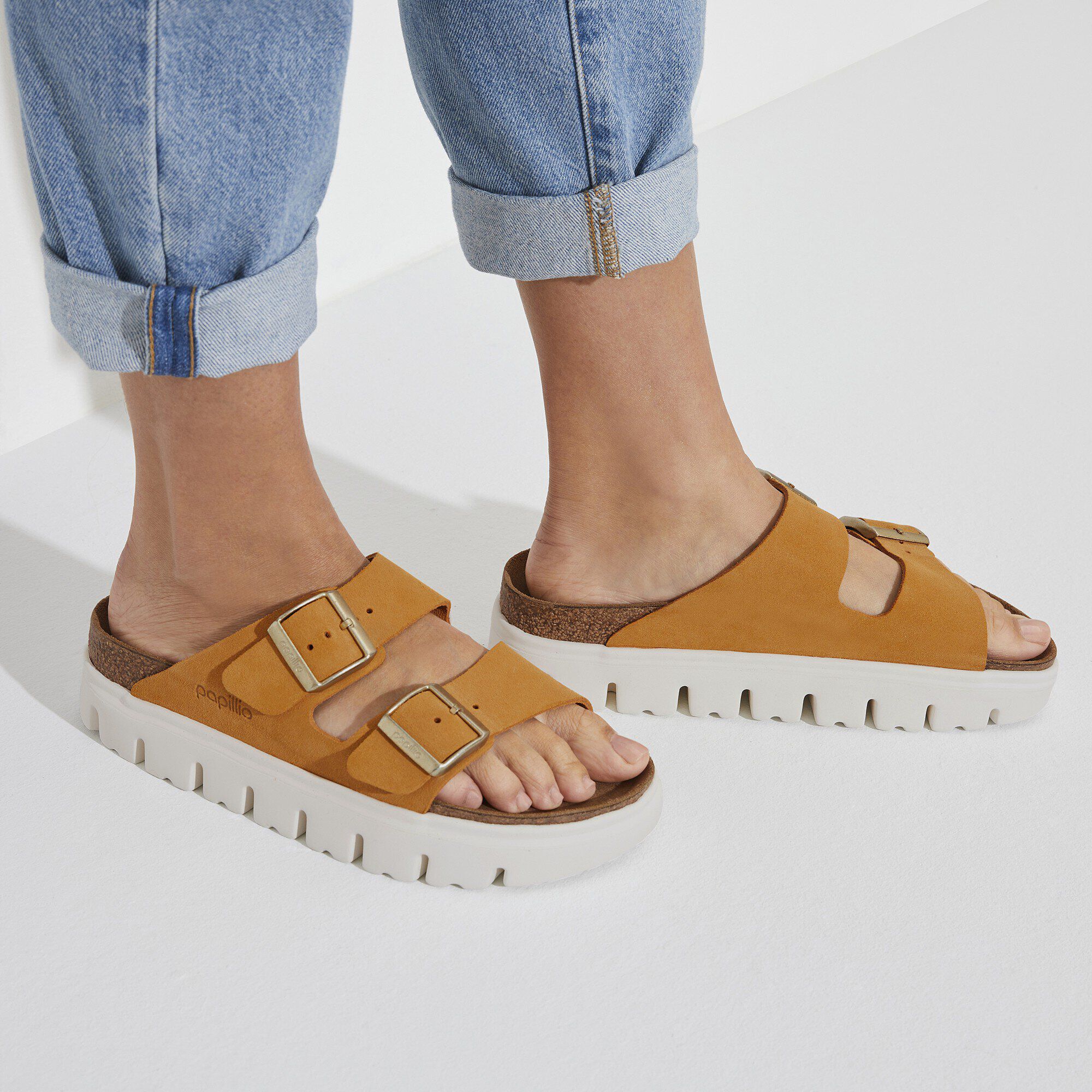 Arizona Suede Leather アプリコット