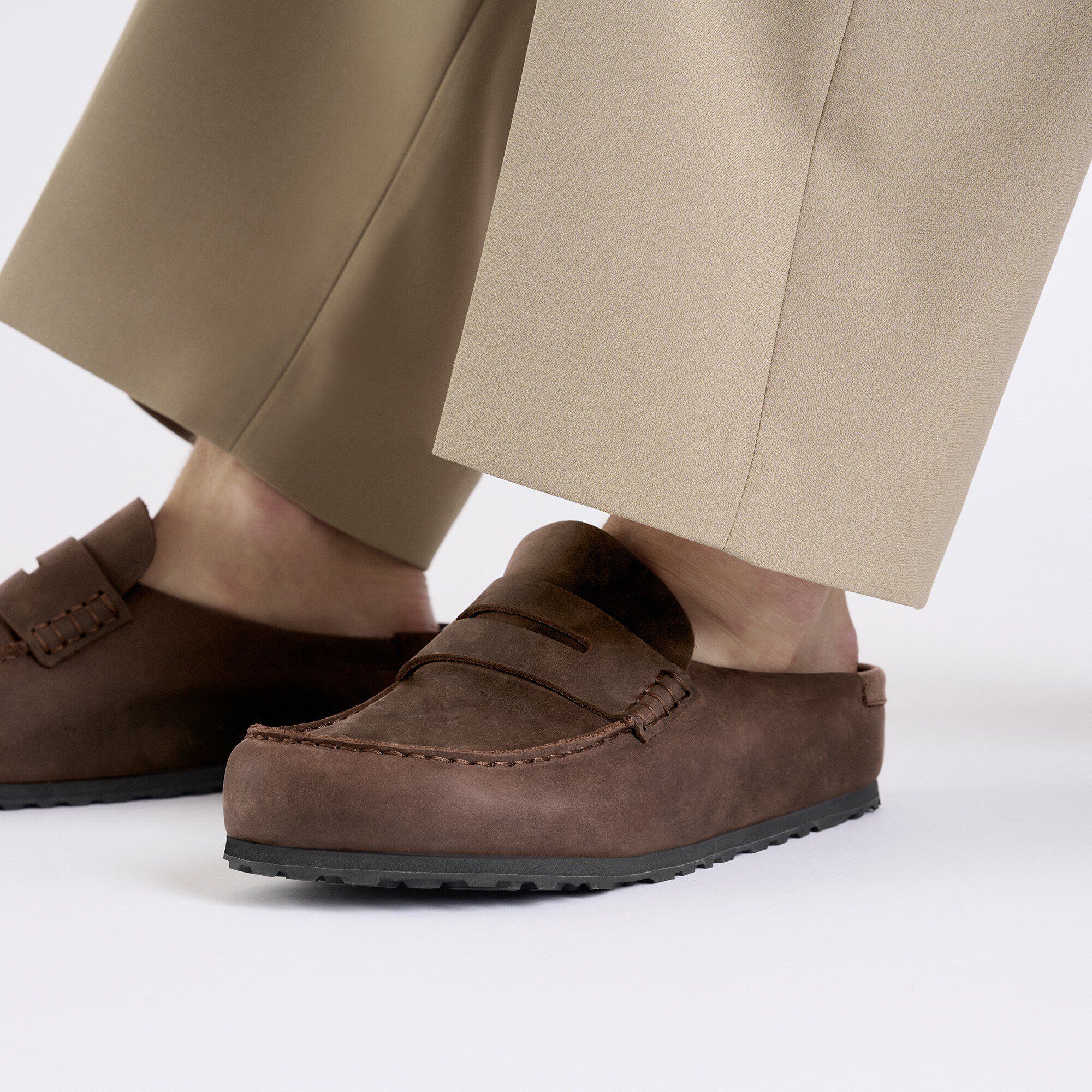 靴 BIRKENSTOCK Naples Wrapped Naples Wrapped Natural Leather Oiled Black | BIRKENSTOCK