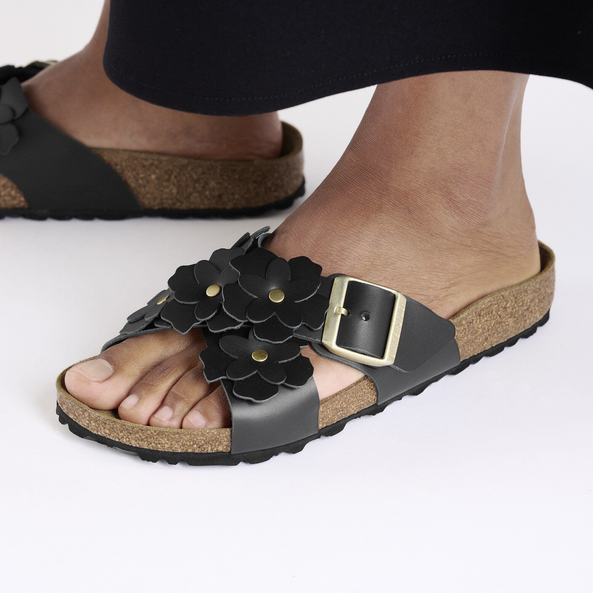 Siena Flower Embellishment Natural Leather Black | BIRKENSTOCK