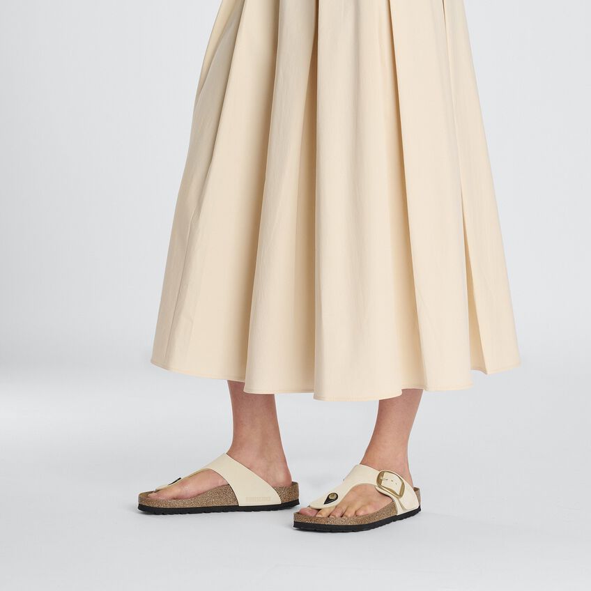 Gizeh Big Buckle Nubuk Leather