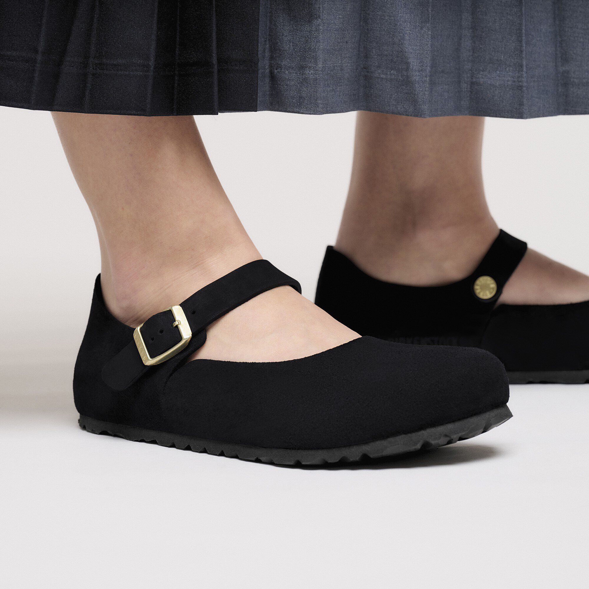 Mantova Suede Leather Black | BIRKENSTOCK