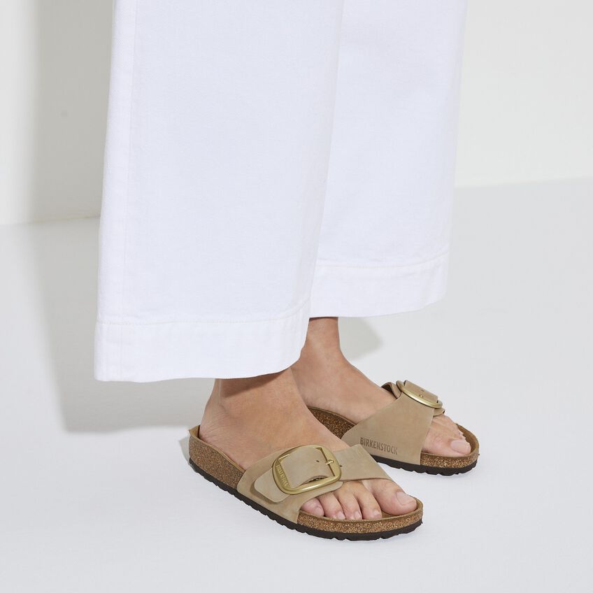 Madrid Big Buckle Natural Leather Nubuck