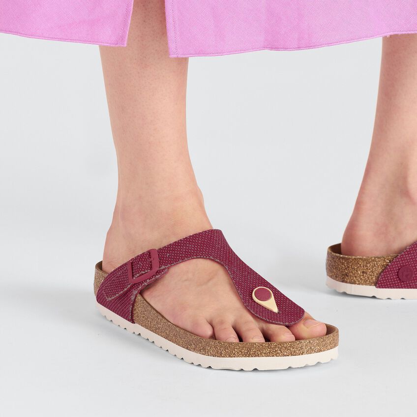 Gizeh Rivet Logo Textile