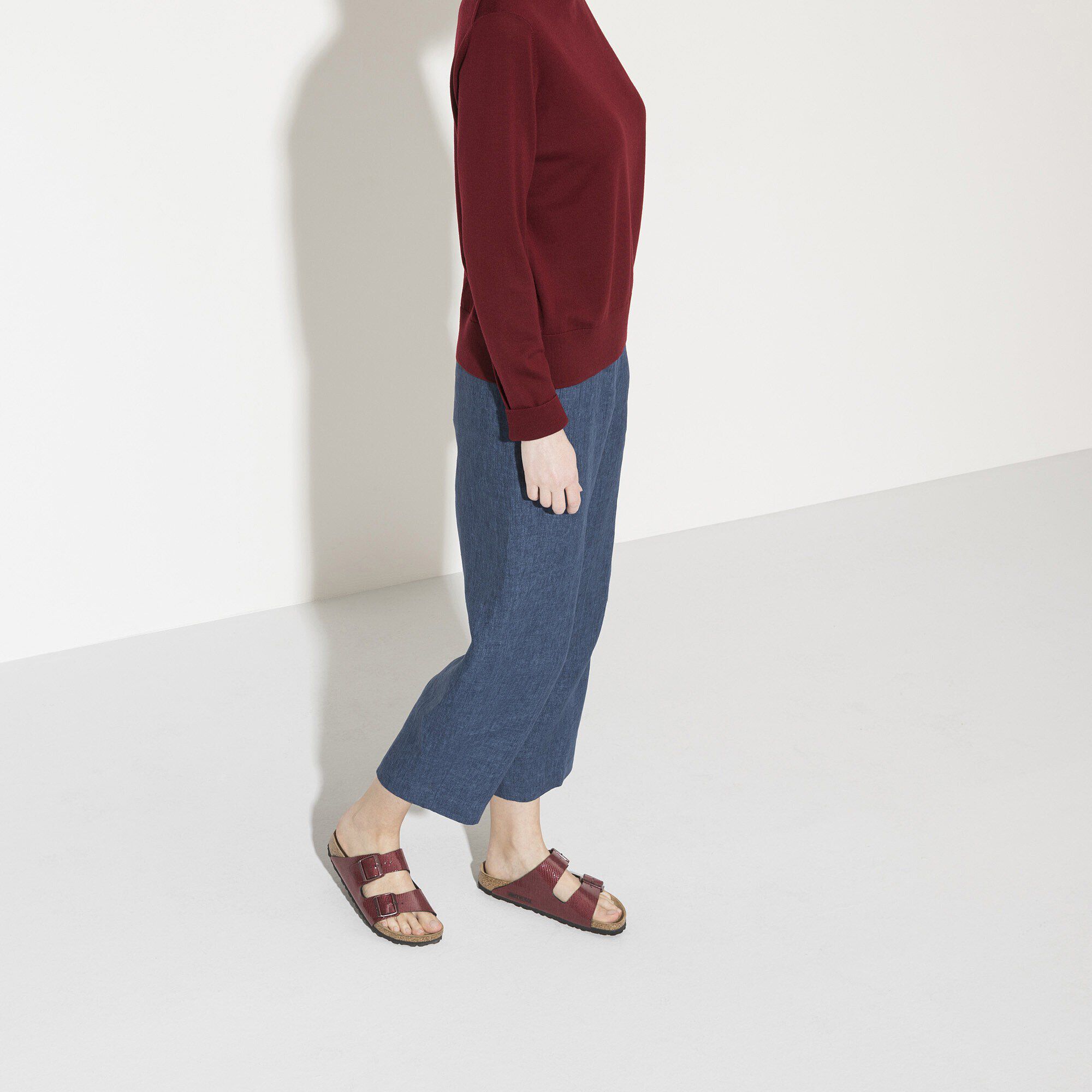 Birkenstock arizona pull up bordeaux hot sale