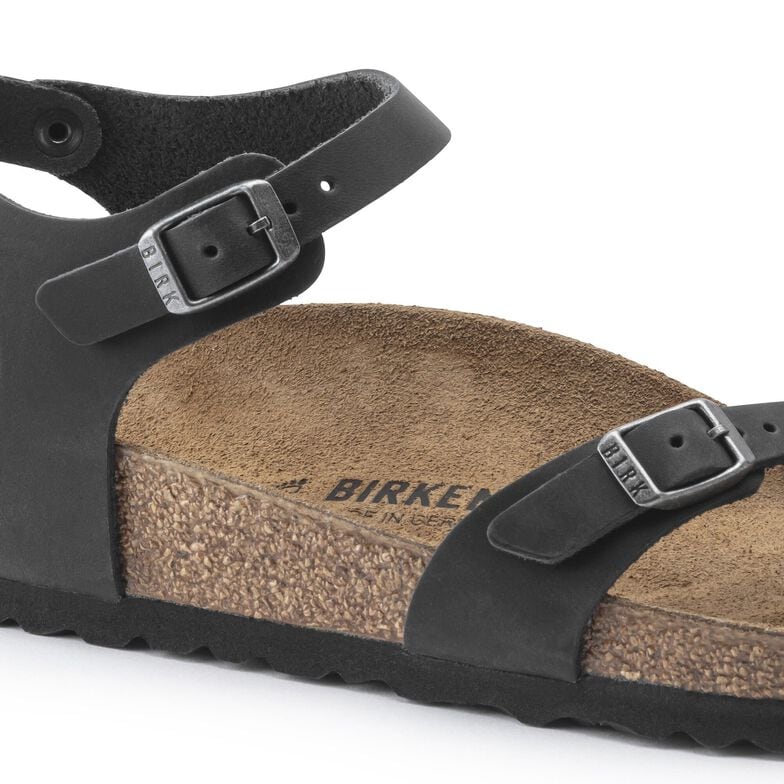 Taormina Waxy Leather