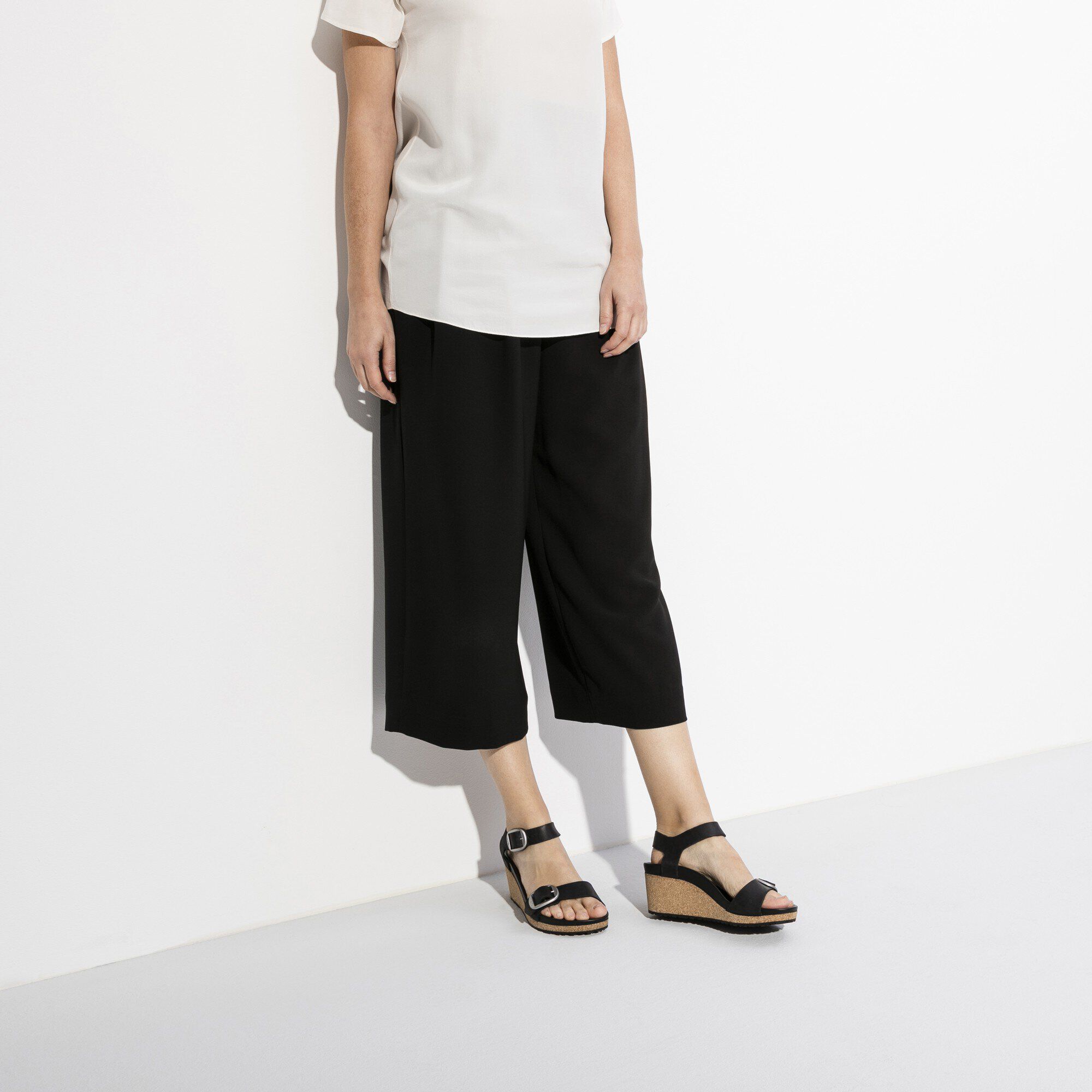 Birkenstock soley big best sale buckle