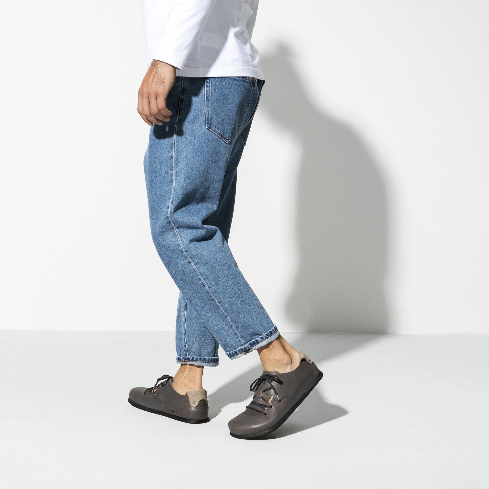 Montana Natural Leather Graphite