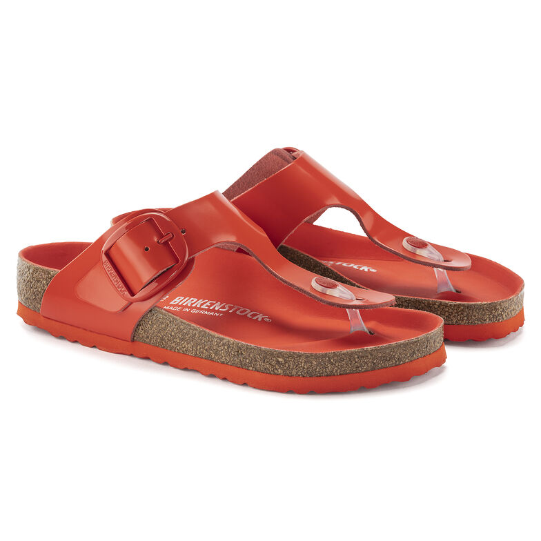 Gizeh Big Buckle Natural Leather Patent High Shine Tomato | BIRKENSTOCK
