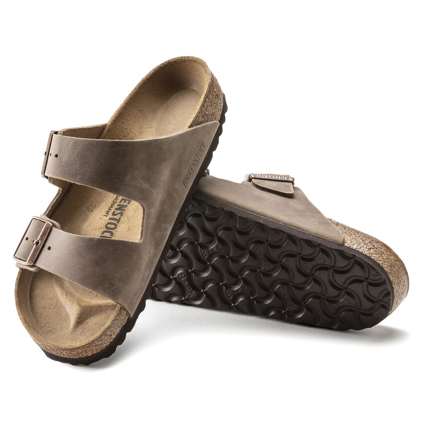 Birkenstock Arizona - Oiled Leather (Unisex) Sandals Tobacco Oiled Leather : EU 42 (US Men's 9-9.5 - Women's 11-11.5) Regular