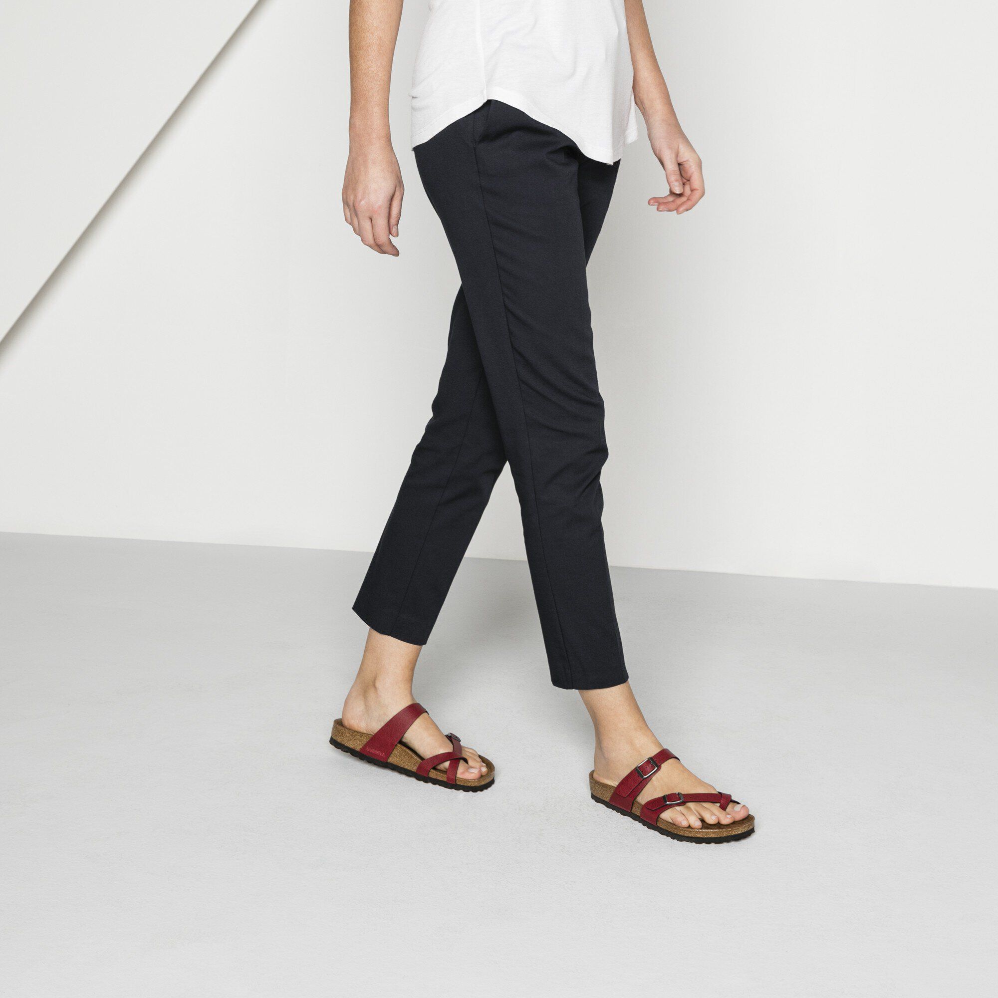 Birkenstock arizona pull up bordeaux discount