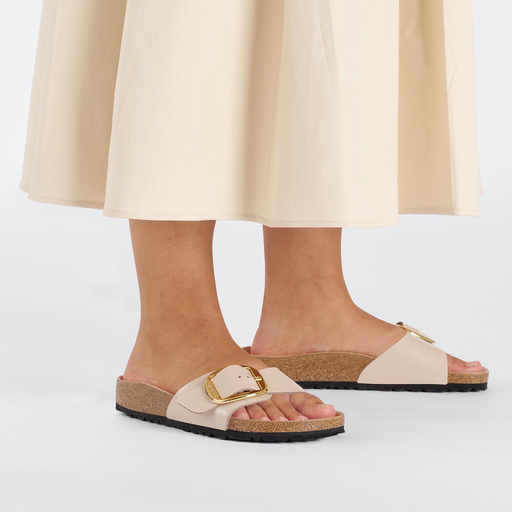 靴 BIRKENSTOCK madrid big buckle Madrid Big Buckle Natural Leather Patent High-Shine Cobalt