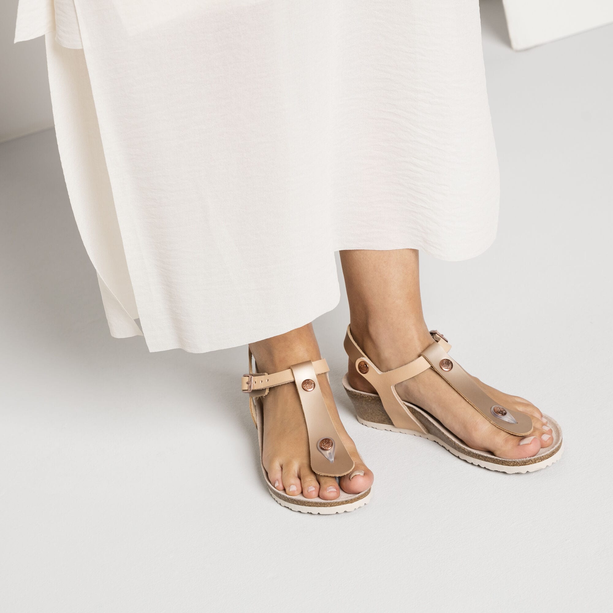 Ashley Natural Leather Frosted Metallic Rose