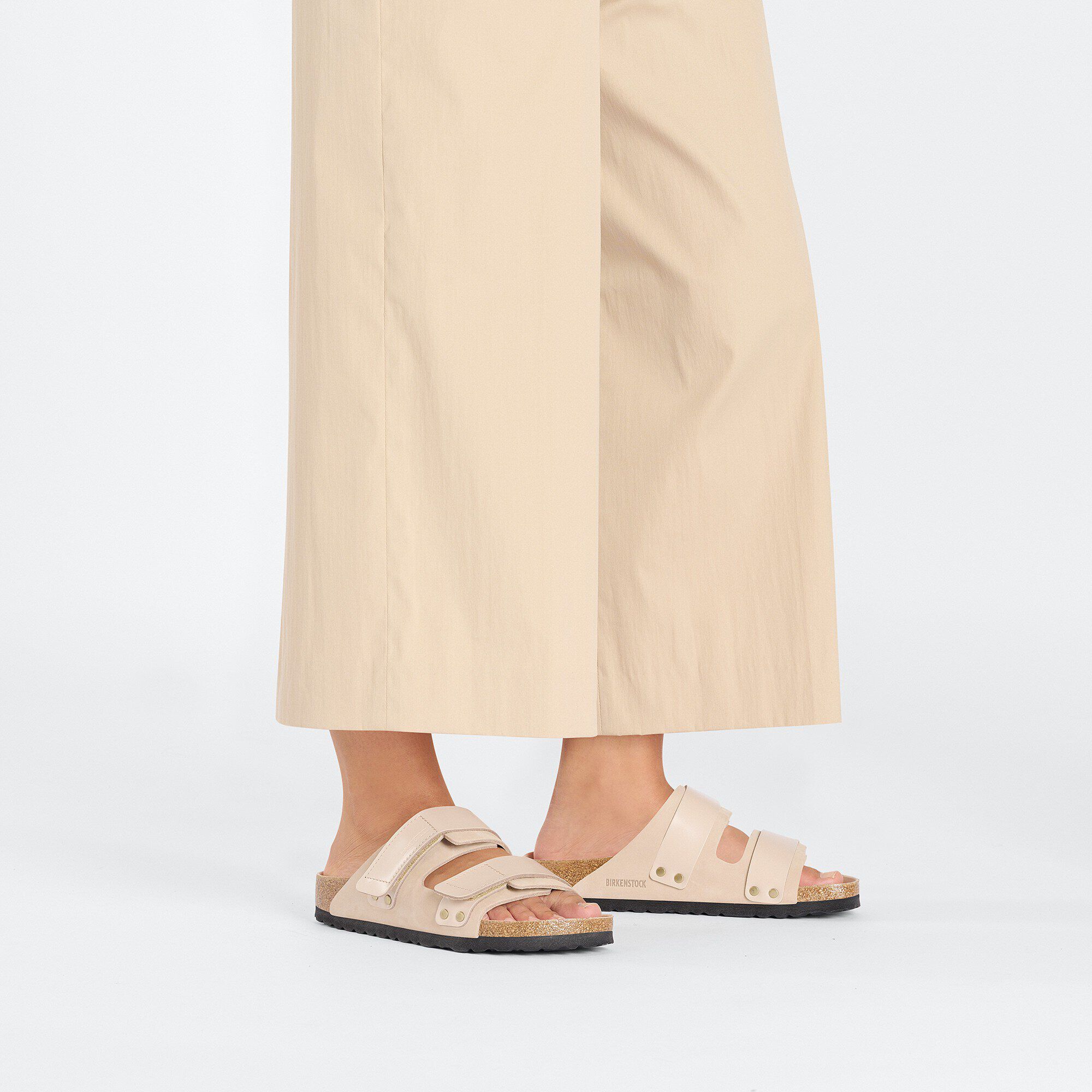 数量は多い  Nubuck Uji Leather BIRKENSTOCK | Beige New サンダル