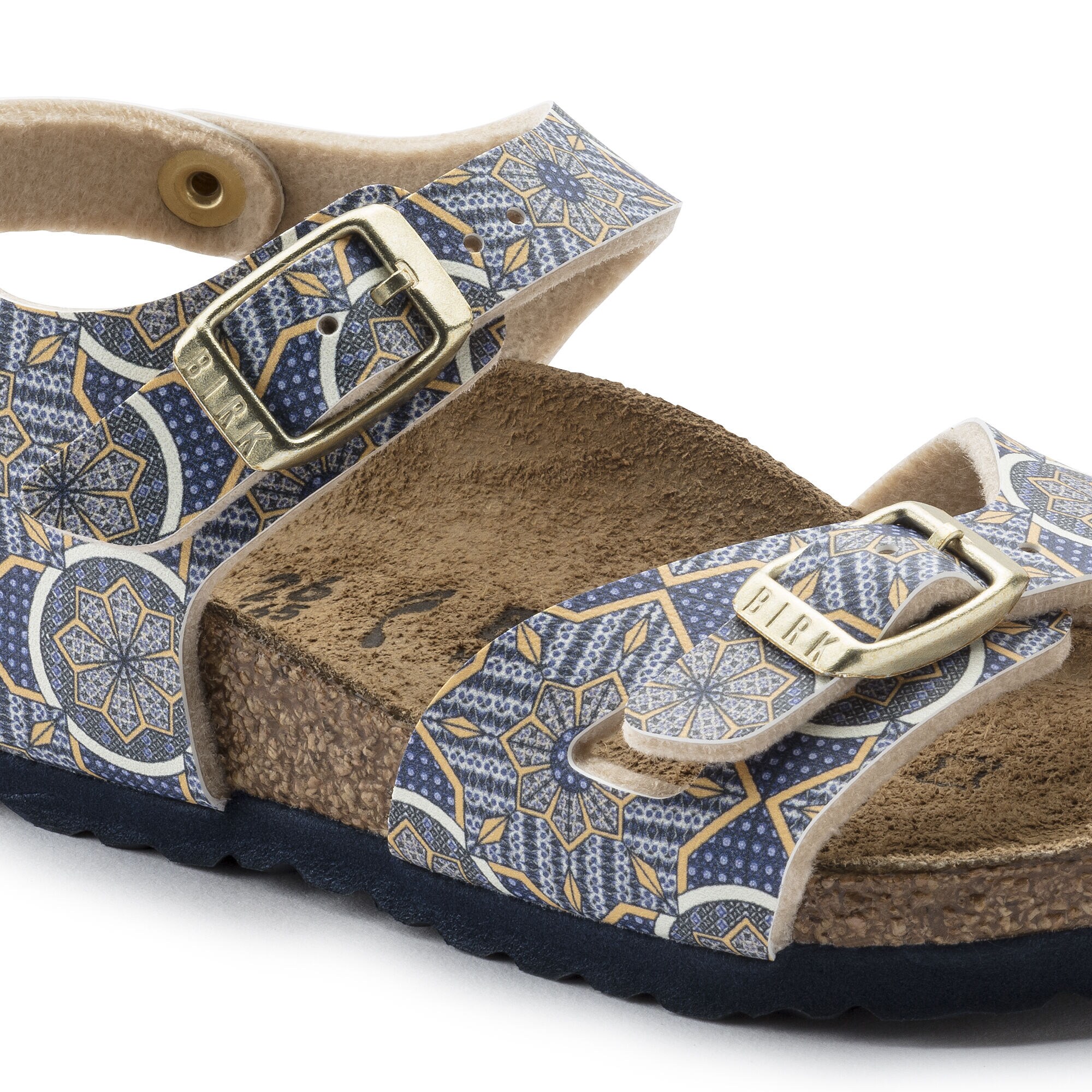Birkenstock store rio style