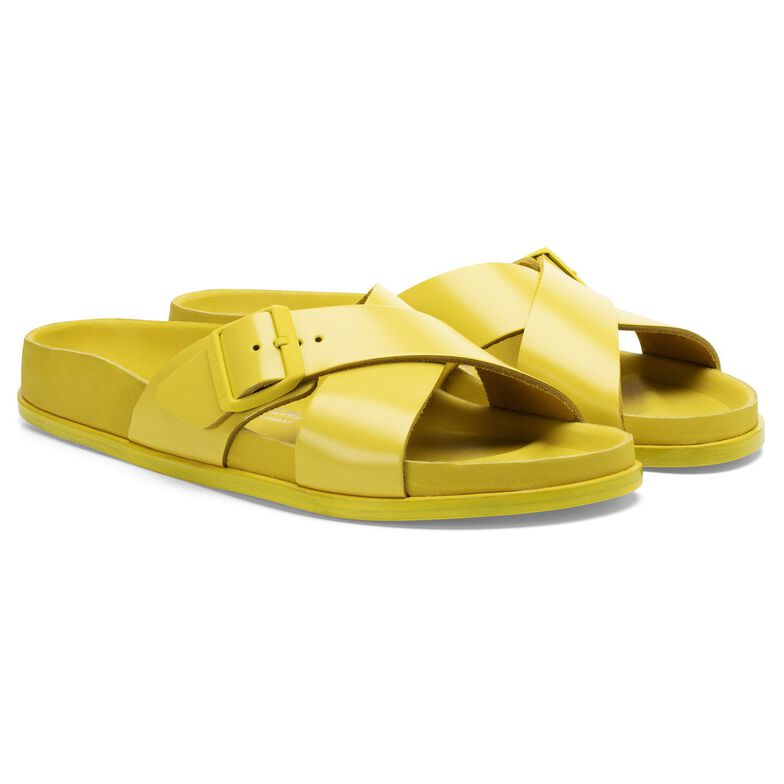 1774 Siena Yellow