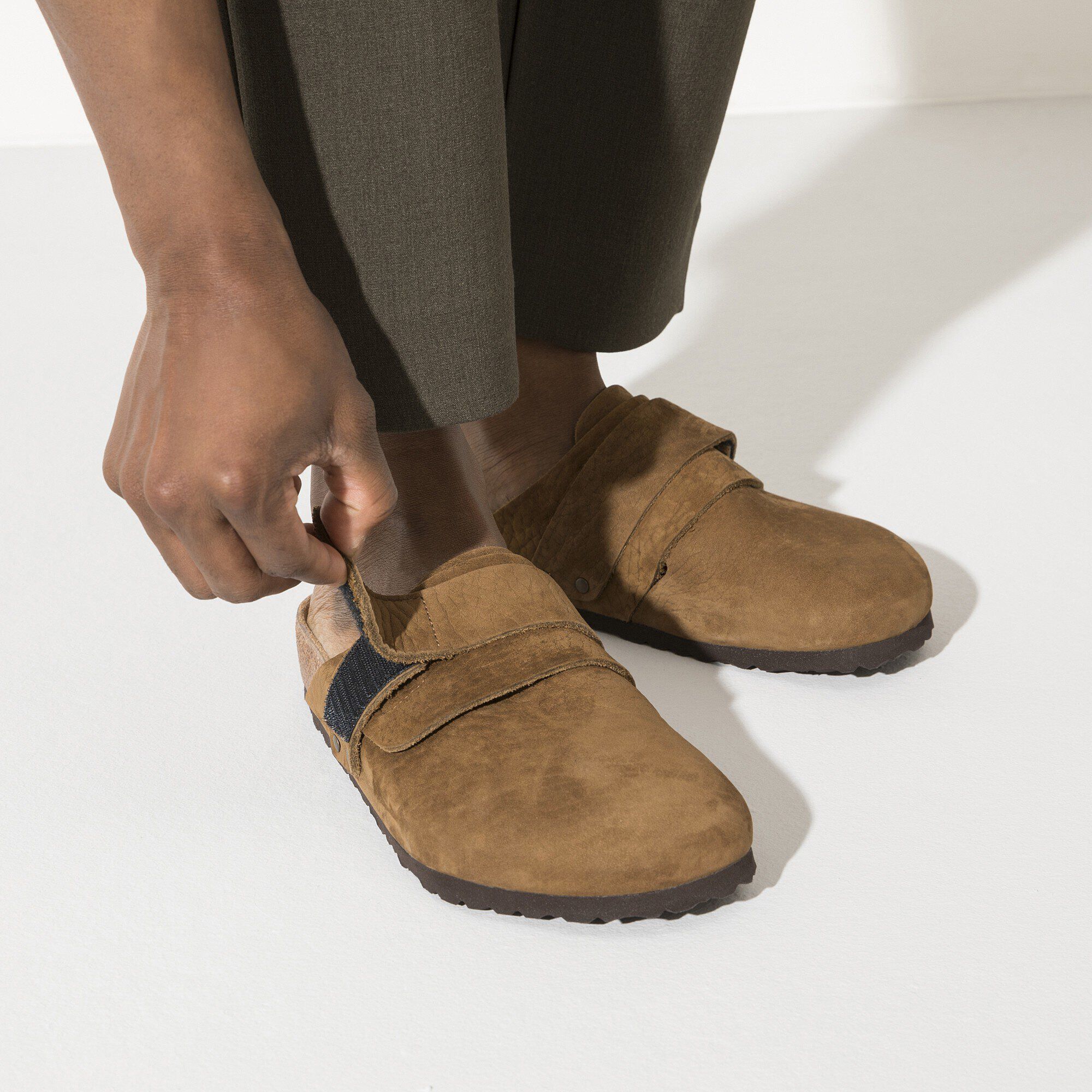 Nagoya Nubuck Leather Desert Buck Tea | BIRKENSTOCK