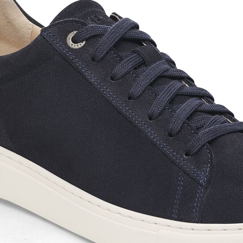 Bend Low Suede Leather