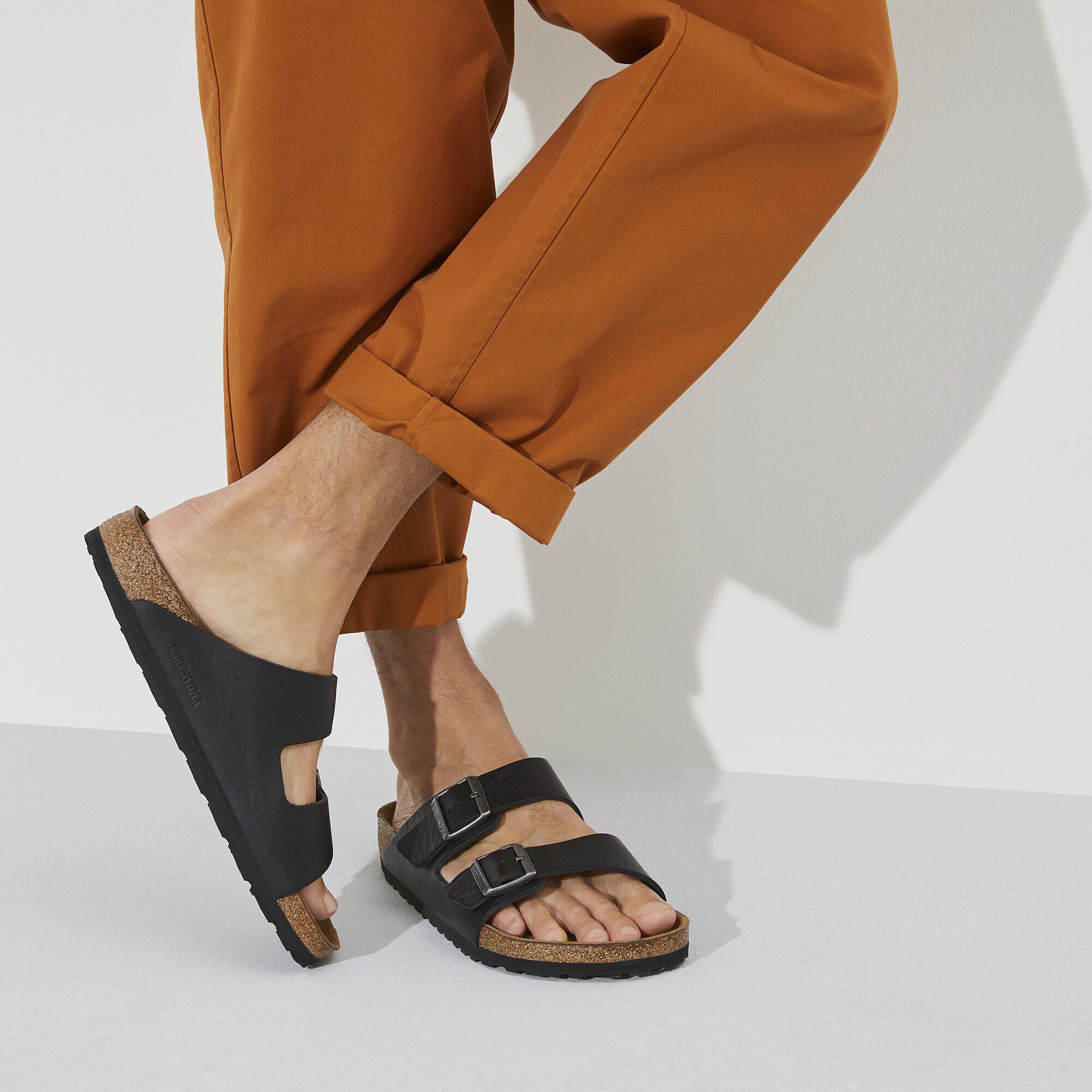 Arizona Grip Leather Vintage Wood Black | BIRKENSTOCK