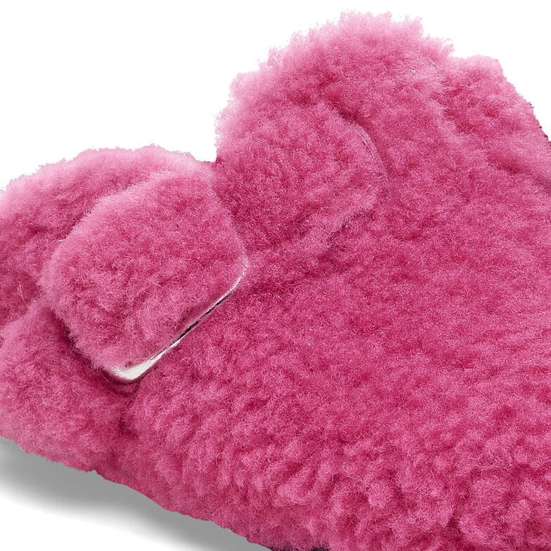 Boston Big Buckle Fur