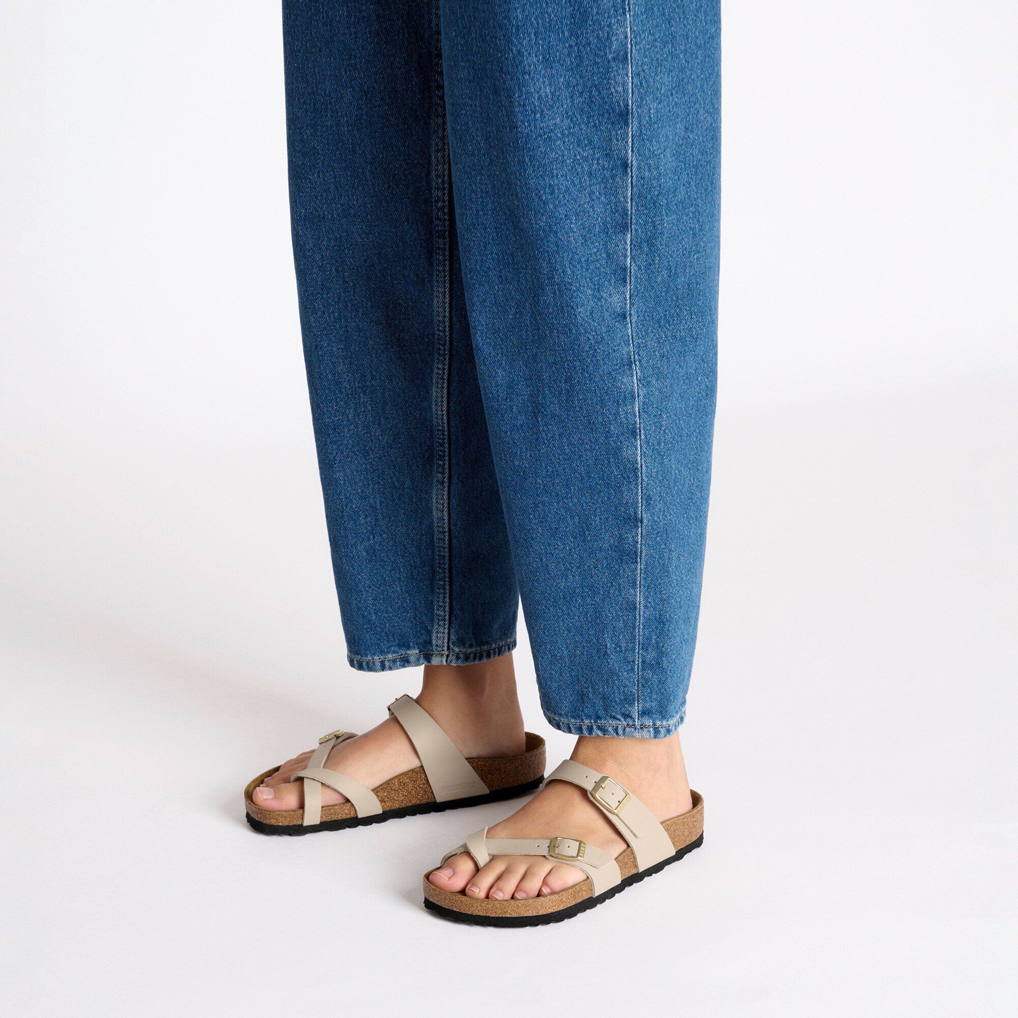 サンダル・ミュール BIRKENSTOCK SS25 (1029496 SANDCASTLE) Birkenstock 1029496 Unisex SAND CASTLE Sandals - Zuklat