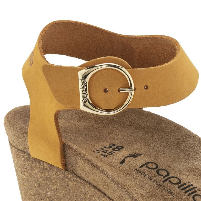 Soley Ring-Buckle Nubuck Leather Soley Ring-Buckle Nubuck Leather