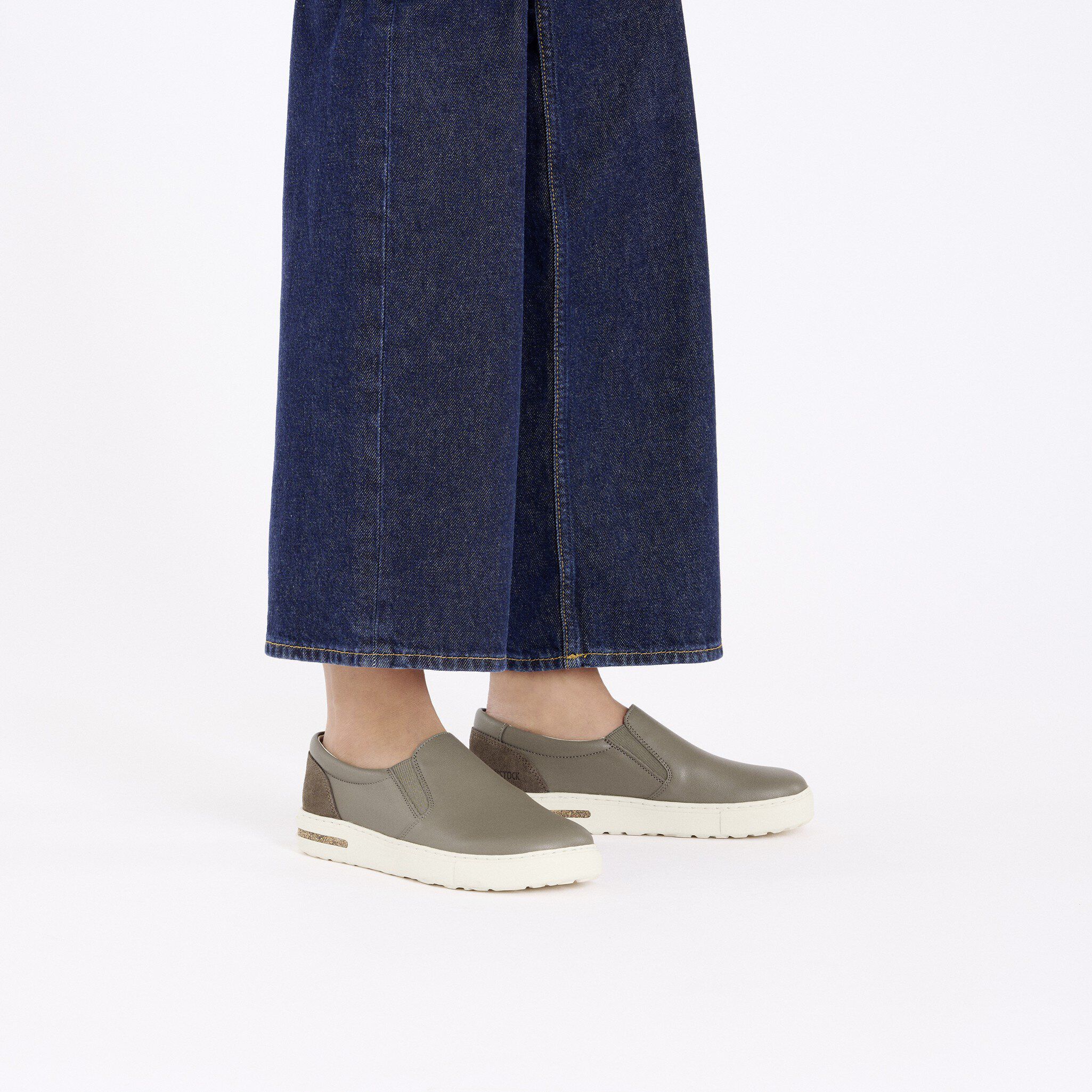 Oswego Mixed Leather Concrete Gray | BIRKENSTOCK