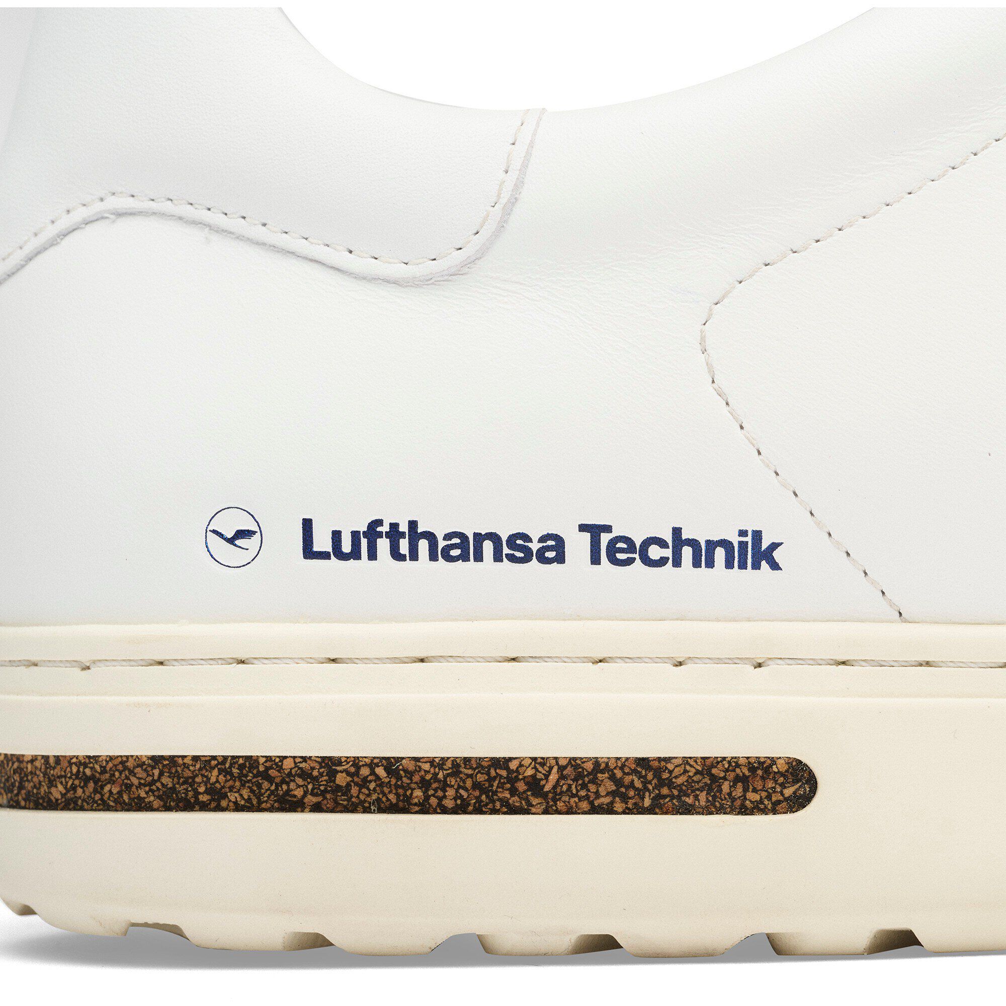 Lufthansa Technik Bend Natural Leather Close-up view showing material detail