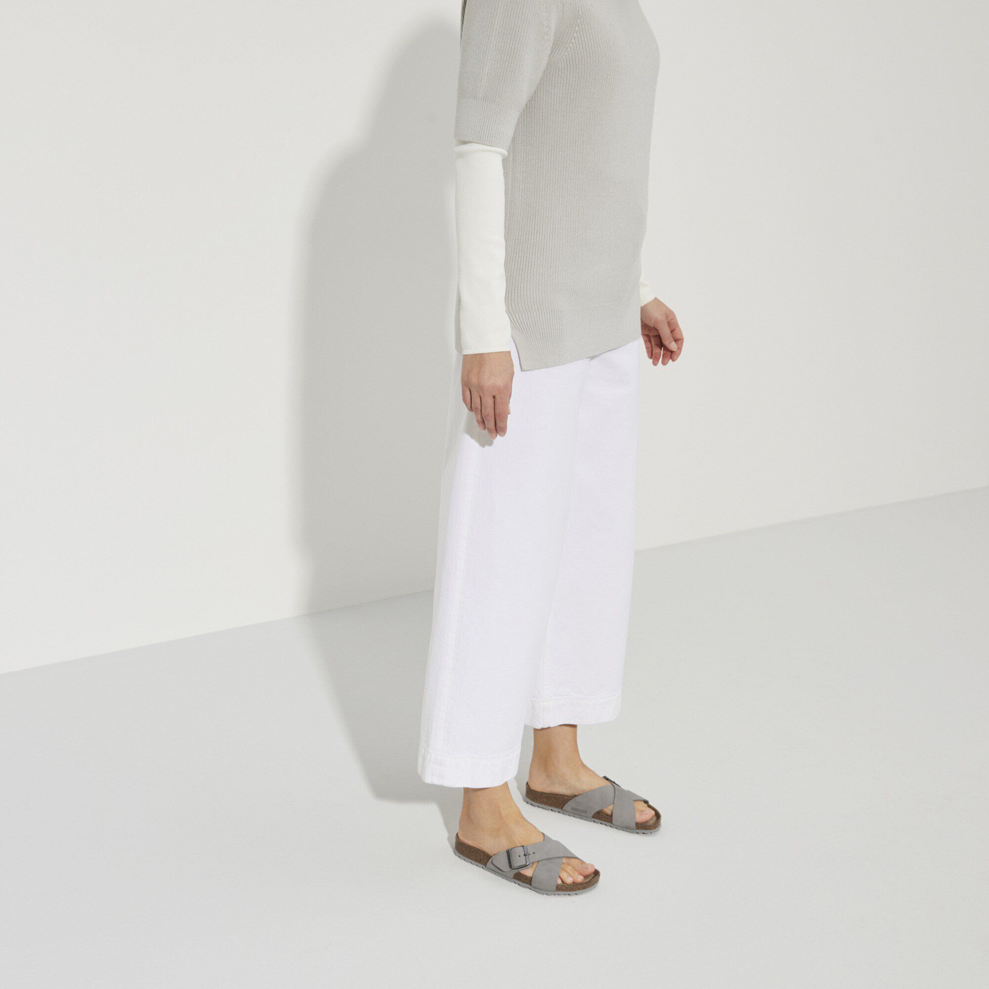 سيينا نعل ناعم جلد النوبوك