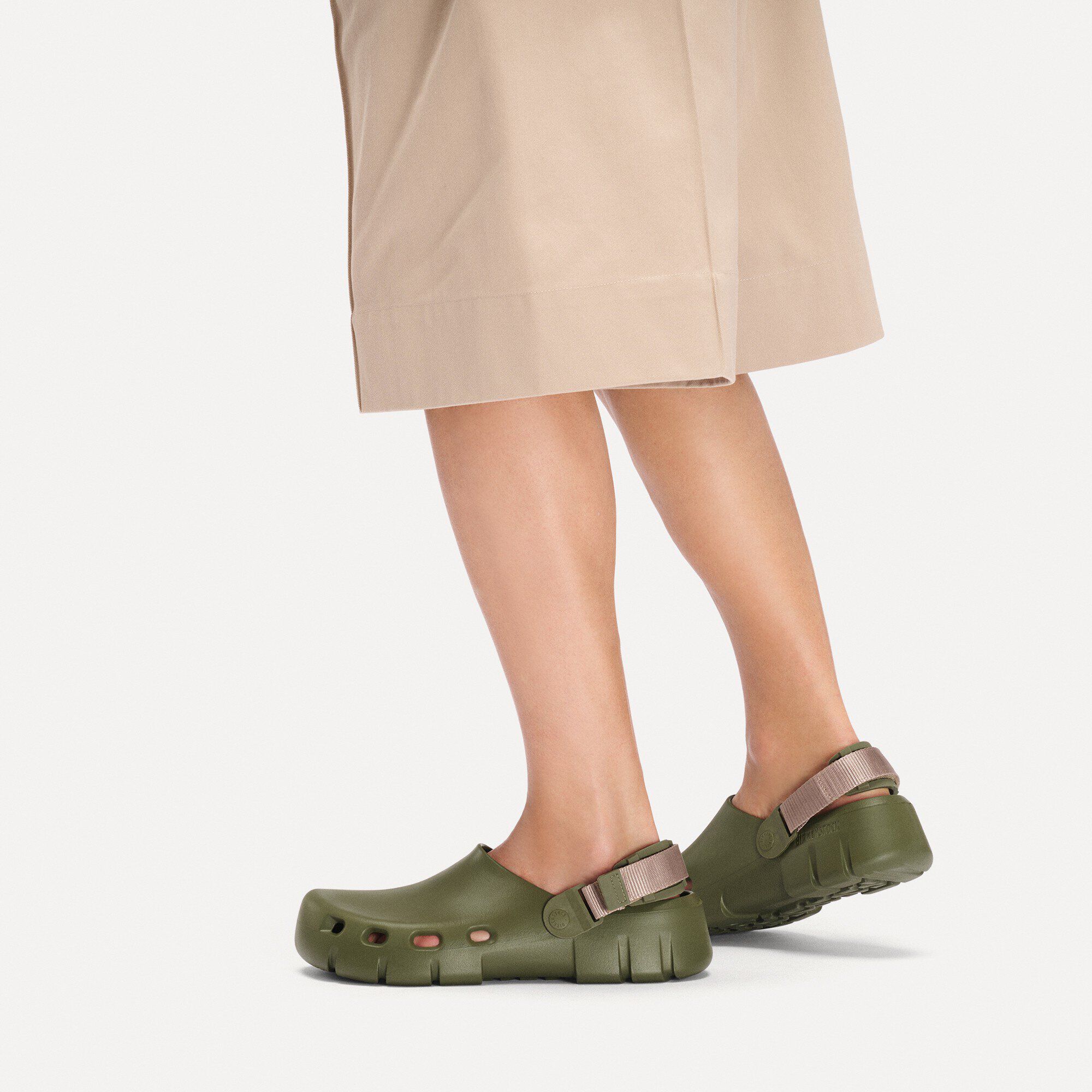 Birki Flow TEX EVA Close-up with a male model