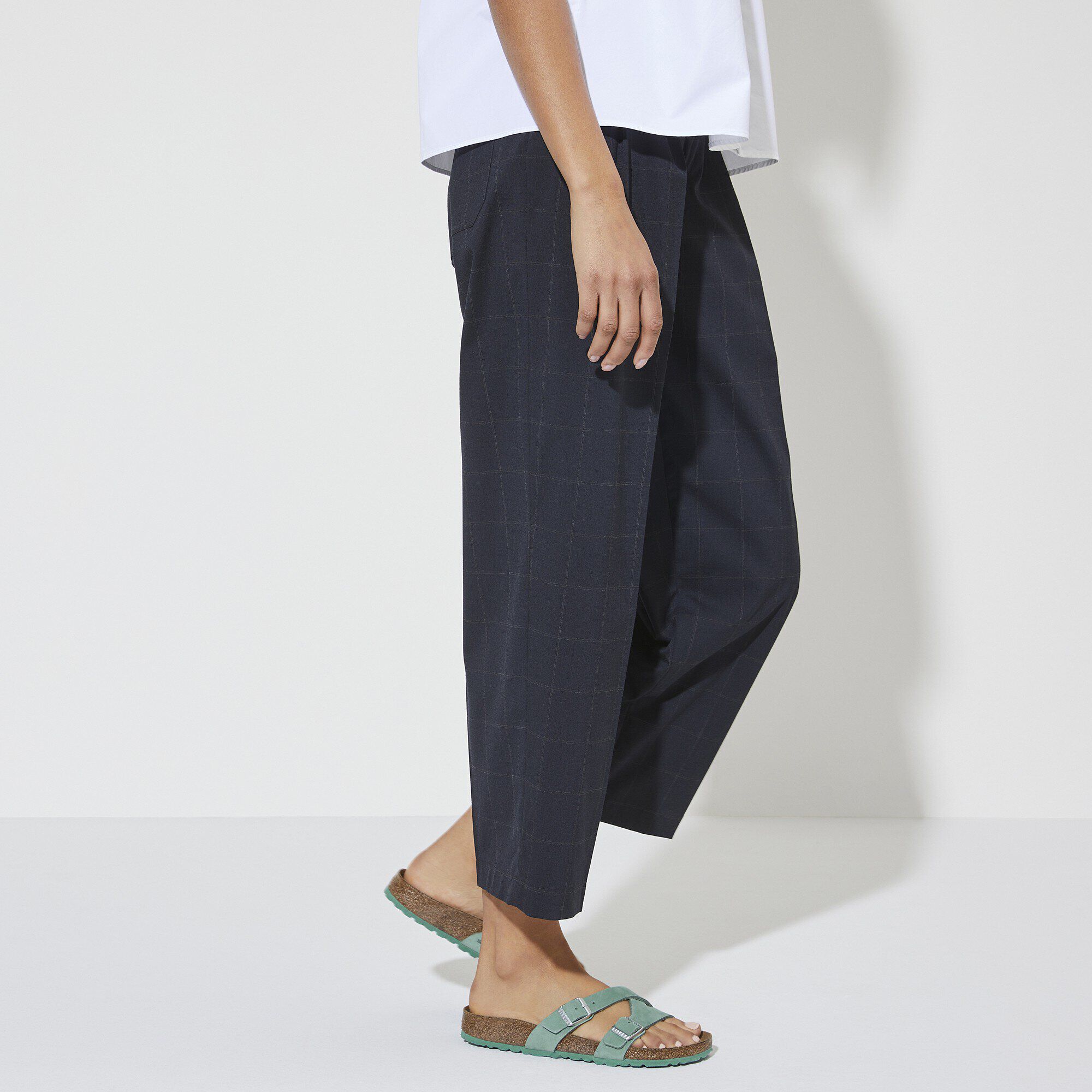 Yao Balance Nubuk Leather