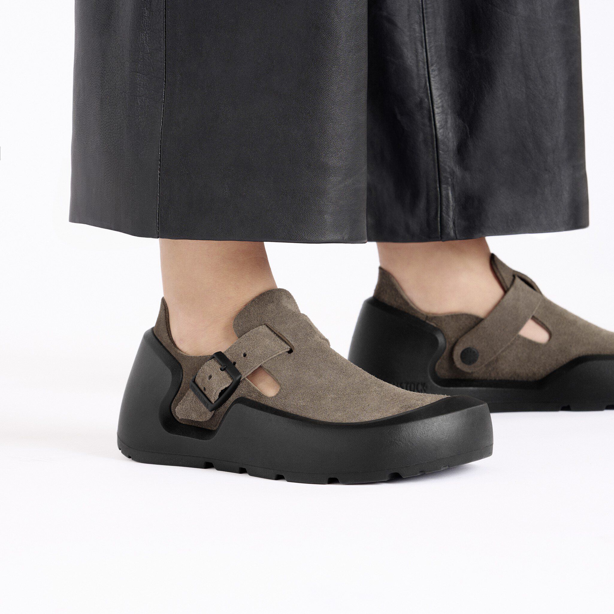 Reykjavik Nubuk Leather